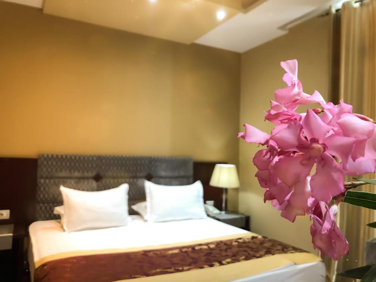 Hotel Arifi Shkodër Esterno foto