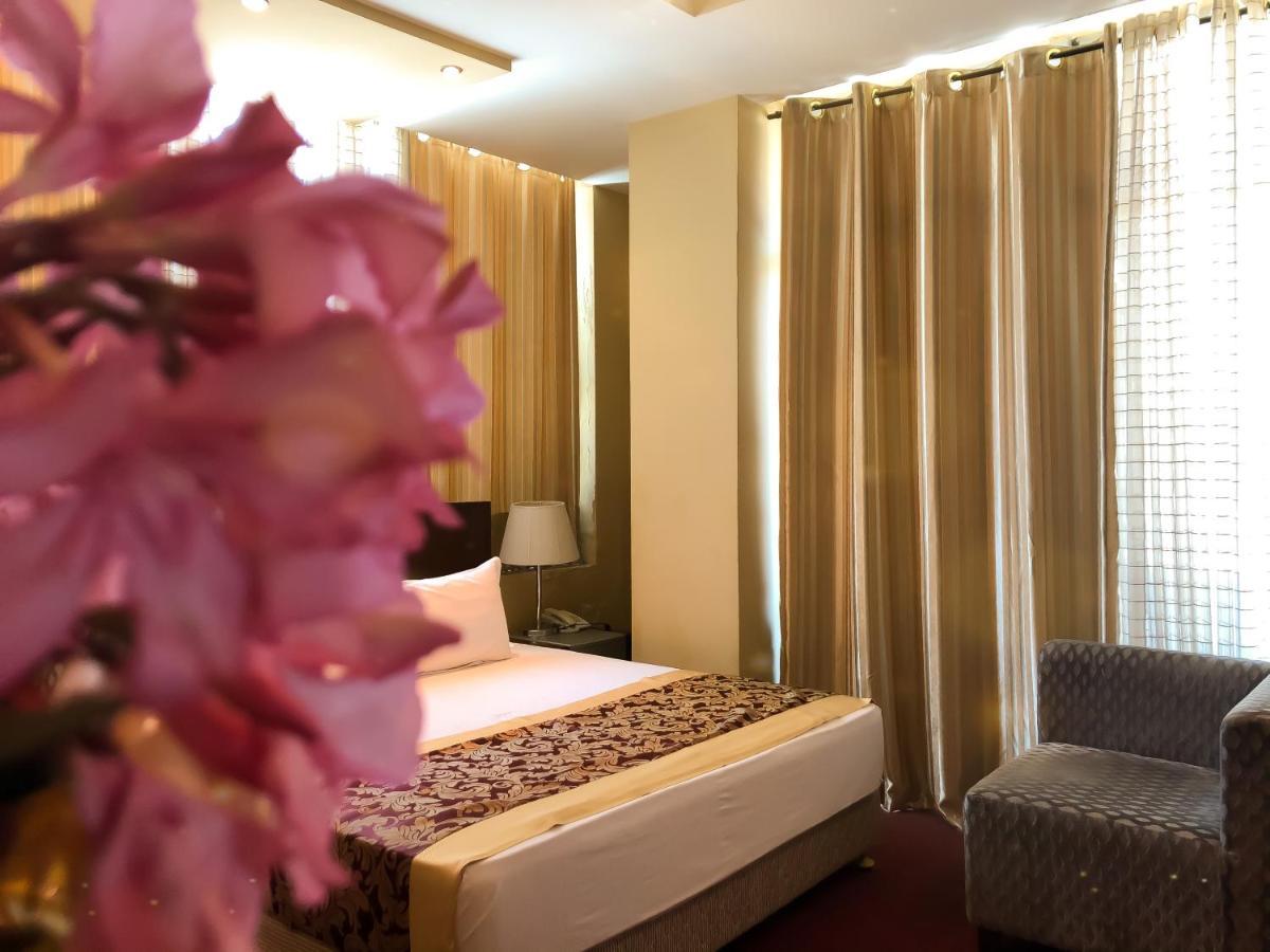 Hotel Arifi Shkodër Esterno foto