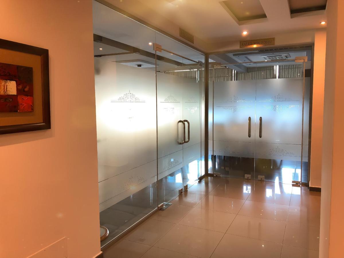 Hotel Arifi Shkodër Esterno foto