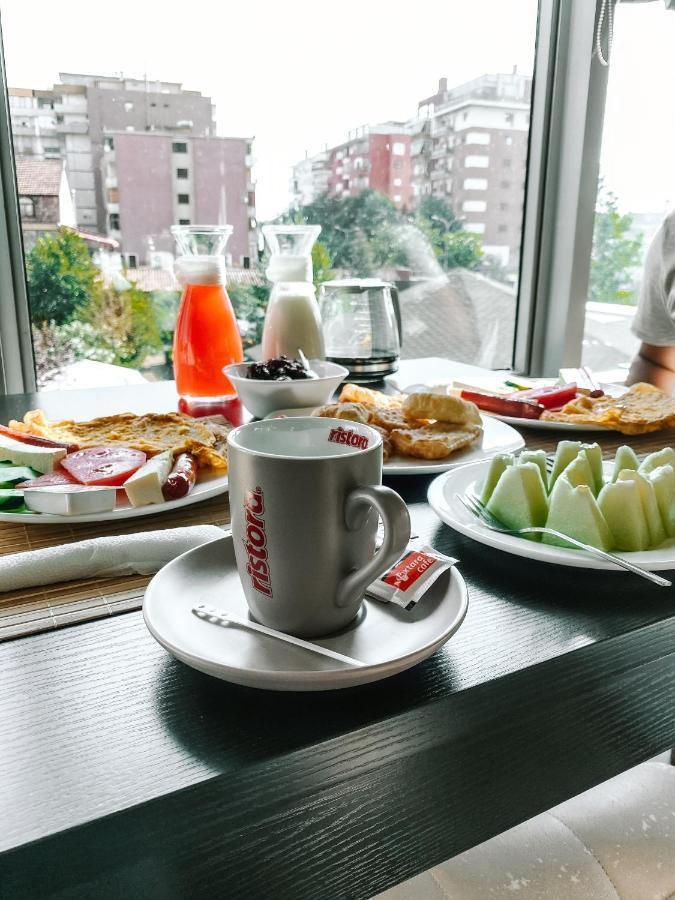 Hotel Arifi Shkodër Esterno foto